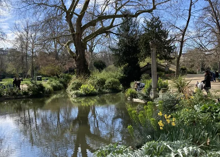 Parc Monceau Paris